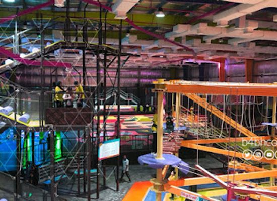 bahrain/jebel-dukhan/attraction/jumpup-trampoline-park