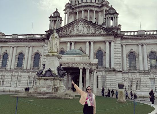 united-kingdom/belfast/queens-quarter/attraction/front-of-belfast-city-hall