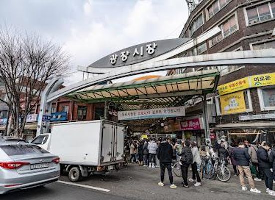 south-korea/suwon/attraction/gwangjang-market