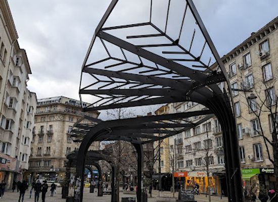 bulgaria/sofia-region/attraction/slaveykov-square