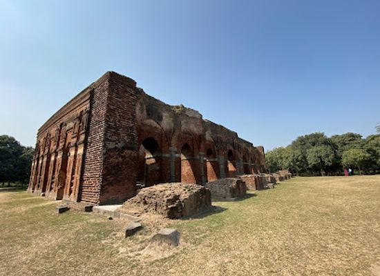 bangladesh/rajshahi-division/attraction/darashbari-masjid