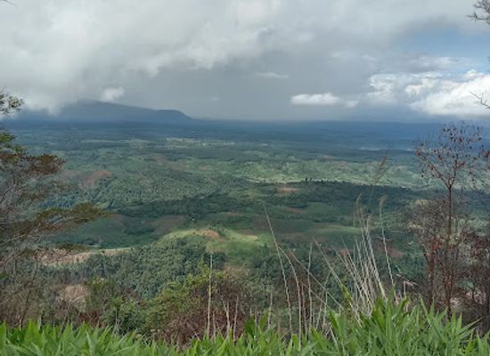 laos/xekong-province/attraction/viewpoint-on-scenic-loop