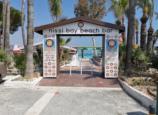 cyprus/ayia-napa/attraction/nissi-bay-beach-bar