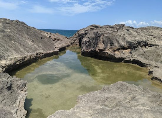 puerto-rico/manati/attraction/playa-la-esperanza-beach