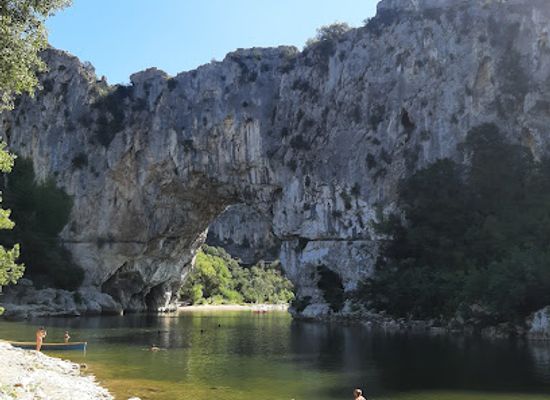 france/languedoc/attraction/vallon-pont-d-arc