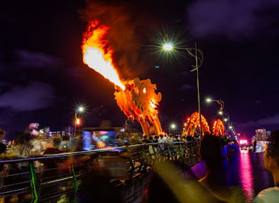 vietnam/da-nang/hai-chau-district/attraction/dragon-bridge