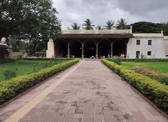 india/bengaluru/attraction/tipu-sultan-s-summer-palace