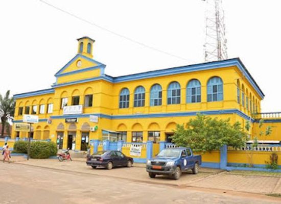 benin/cotonou/haie-vive/attraction/red-star-square