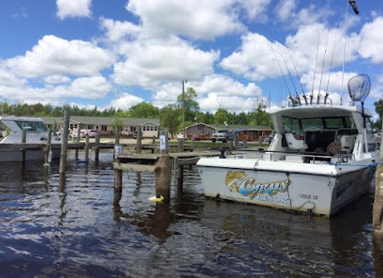 minnesota/lake-of-the-woods/attraction/cyrus-resort