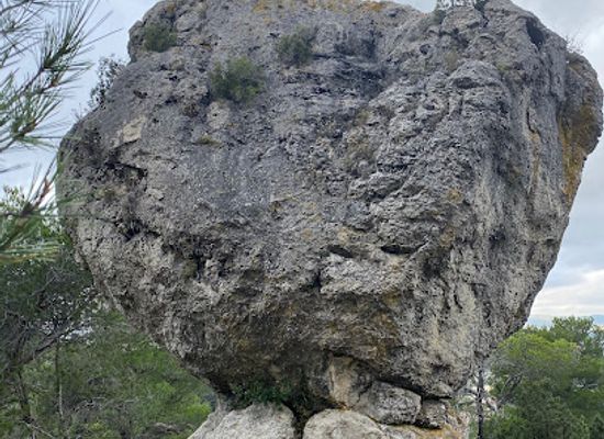 spain/catalonia/attraction/la-roca-cagadora