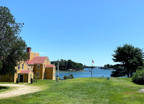 new-hampshire/seacoast/attraction/wentworth-coolidge-mansion