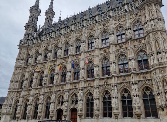 belgium/flemish-brabant/attraction/waterpomp-markt
