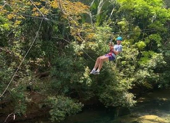belize/central-belize/attraction/jaguar-paw-belize-cave-and-jungle-expedition