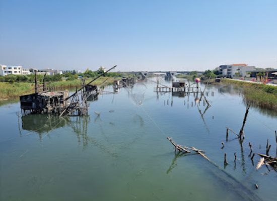 montenegro/ulcinj/attraction/fishing-huts