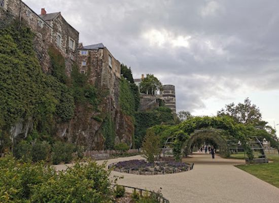 france/angers/attraction/esplanade-coeur-de-maine