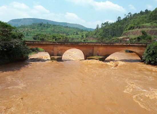 burundi/rumonge/attraction/pont-sur-la-ruvubu