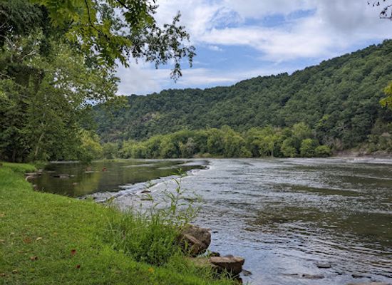 virginia/grayson-highlands-state-park/attraction/new-river-trail-state-park