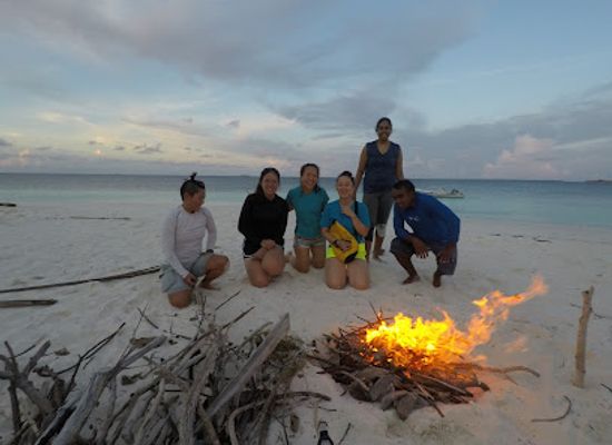 maldives/huvadhoo-atoll/attraction/locals-picnic-island