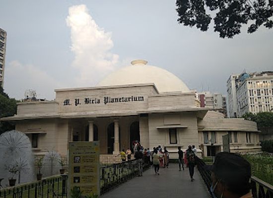 india/kolkata/esplanade/attraction/m-p-birla-planetarium