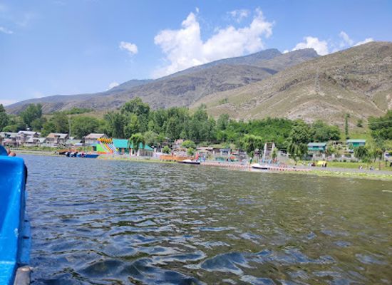 india/kashmir-valley/attraction/manasbal-lake-view-point-1