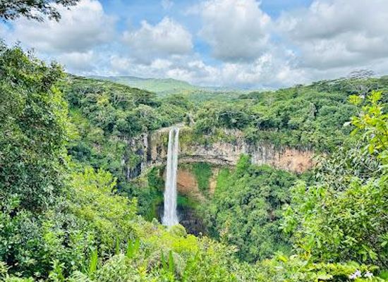 mauritius/bel-ombre/attraction/chamarel-waterfall