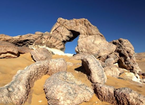 egypt/new-valley/attraction/crystal-mountain-egypt