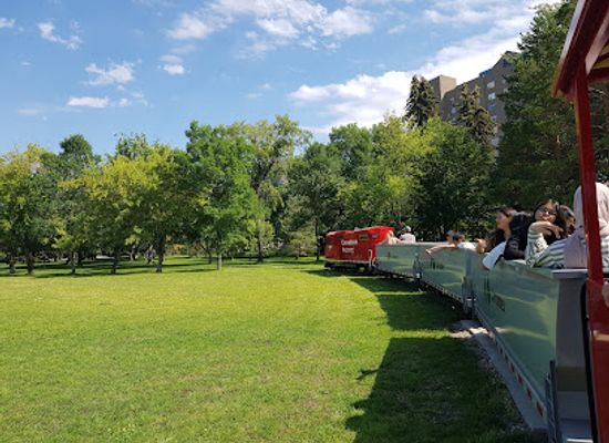canada/central-canada/attraction/kinsmen-park