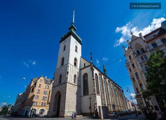 czechia/brno/brno-stred/attraction/kostnice-u-sv-jakuba