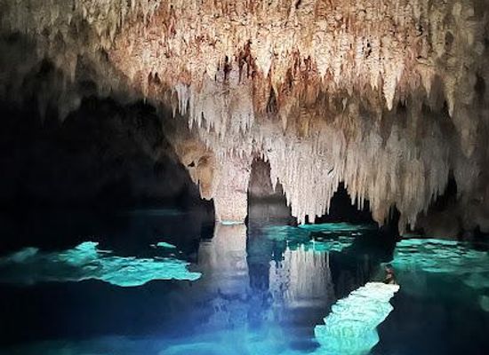 mexico/tulum/attraction/cenote-nohoch-nah-chich