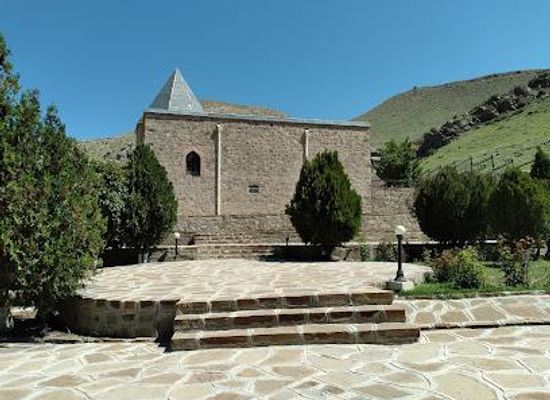 armenia/syunik/attraction/sheikh-khorasan-fazlullah-naimi-xangahi