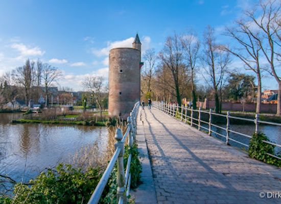 belgium/bruges-coast/attraction/lovers-bridge-minnewaterbrug
