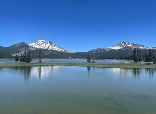oregon/deschutes-county/attraction/sparks-lake