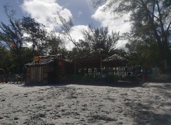 madagascar/fort-dauphin/attraction/ankoba-beach