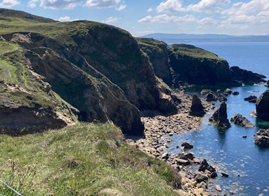 ireland/county-donegal/attraction/crohy-head-sea-arch