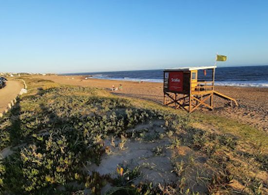 uruguay/punta-ballena/attraction/playa-manantiales
