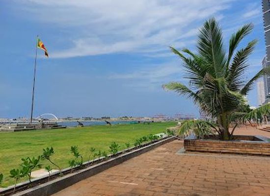 sri-lanka/colombo/attraction/galle-face-green