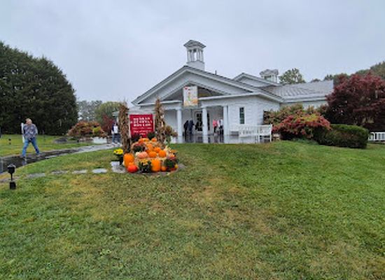 massachusetts/hampshire-county/attraction/norman-rockwell-museum