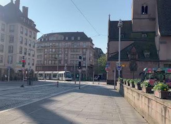 france/strasbourg/attraction/tramway-de-strasbourg
