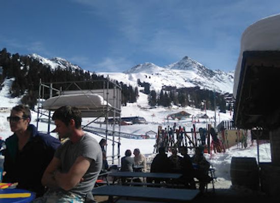 france/la-plagne/attraction/french-ski-school-de-plagne-bellecote