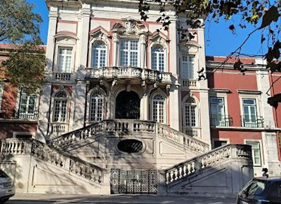 portugal/setubal/attraction/bemposta-palace