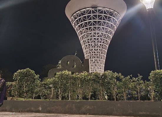 india/coimbatore/attraction/media-tree-fountain-light-tower