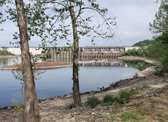 missouri/lake-of-the-ozarks/attraction/bagnell-dam