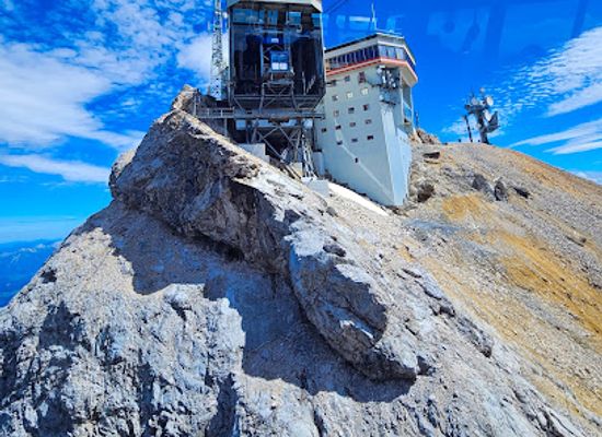 germany/zugspitze/attraction/alte-zollhutte