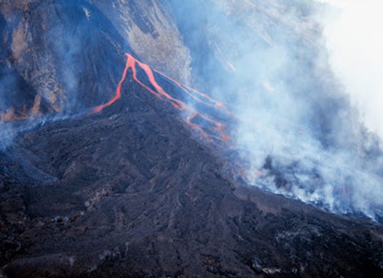 vanuatu/lopevi/attraction/lopevi-volcano