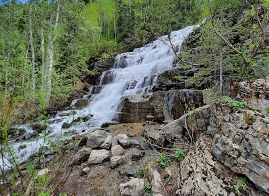 montana/eastern-montana/attraction/silver-staircase-waterfall