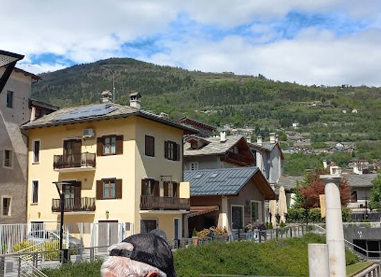italy/gran-paradiso-national-park/attraction/roncas-palace