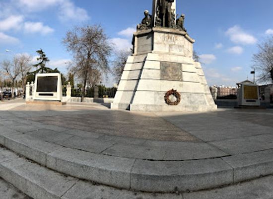 spain/castile-la-mancha/attraction/jose-rizal-monument