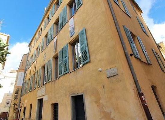 france/corsica/attraction/maison-bonaparte