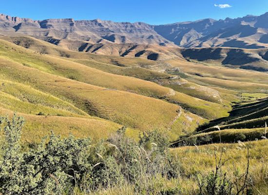 south-africa/drakensberg/attraction/drakensberg-hiking