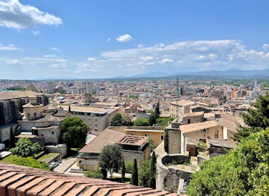 spain/girona/attraction/torre-gironella